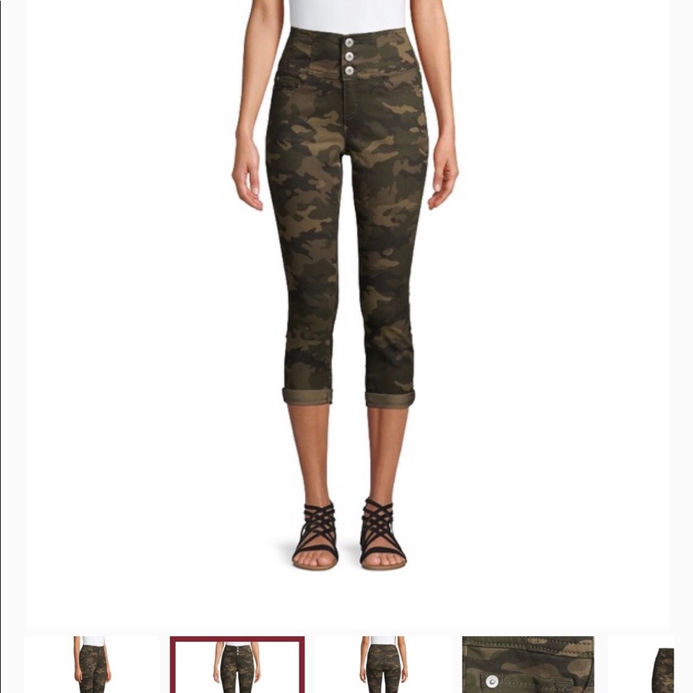 Camo Capris